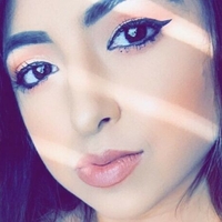 AdrianaSkye Nackt