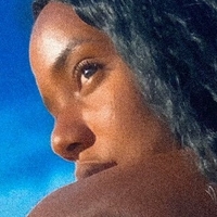 Adriele Souza Nackt