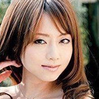 Akiho Yoshizawa Nackt