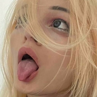 alice_in_adult_land Nackt