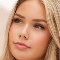 Alina (livewithaliina) Nackt
