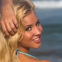 Amy Zidian Nackt