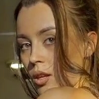 Anna Zapala Nackt