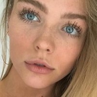 Annika Boron Nackt