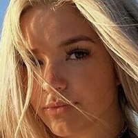 Ashley Wallace Nackt