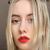 Blondie Claire Nackt