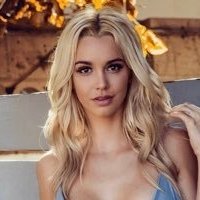 Caitlin Arnett Nackt