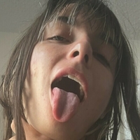 Cassie Volikas Nackt