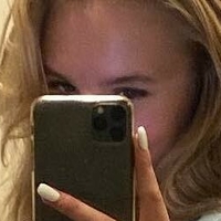 Cecilie Nackt