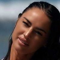 Charlie Riina Nackt