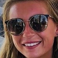 Dani Dyer Nackt