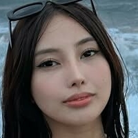 Dani Yoshida Nackt