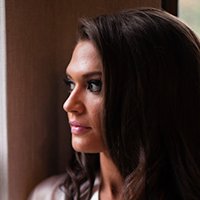 Danielle Brett Nackt
