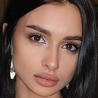 Dari Vladymyrova Nackt