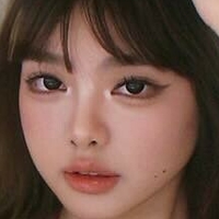 elina.xuanxuan Nackt