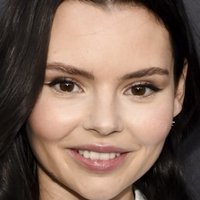 Eline Powell Nackt