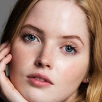 Ellie Bamber Nackt