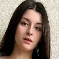 Emily Petitegrl Nackt