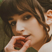 Flora Rodgers Nackt