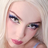 Grimoire Nackt
