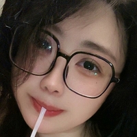 _huoyeIi_ Nackt