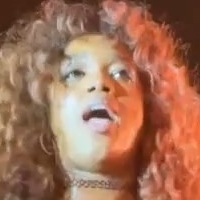 Iza Cantora Nackt