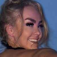 Jessie Holt Nackt