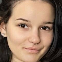 juli_kisss Nackt