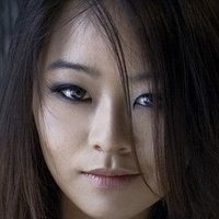 Julia Ling Nackt