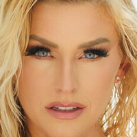 Kari Nautique Nackt