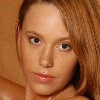 Karina Res Nackt