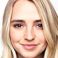Katelyn Tarver Nackt