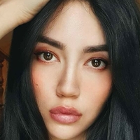 Lauriane Nackt