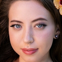 Lauryn Wolfe Nackt