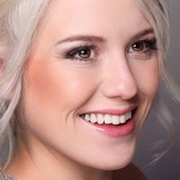 Lisa Bund Nackt