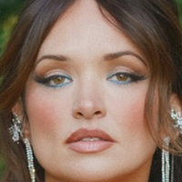 Liz Huett Nackt