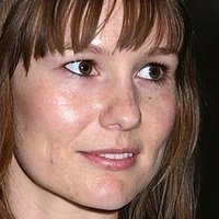 Liz Stauber Nackt