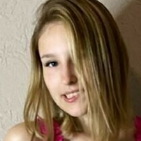 lora_richfree Nackt