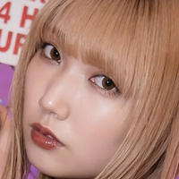 Mea Shimotsuki Nackt