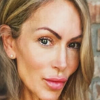 Melanie McCloy Nackt