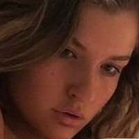 Mia Melano Nackt