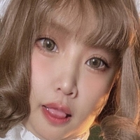 Monica Wos Nackt