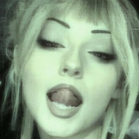 Nivvky Nackt