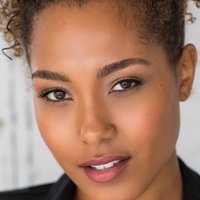 Parker McKenna Posey Nackt