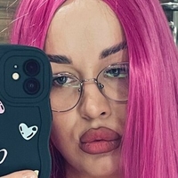 pluushka Nackt