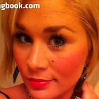 Retired Barista Calli Nackt