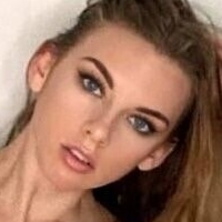 Riah Rose Nackt