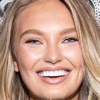 Romee Strijd Nackt