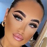 Rosie-May Nackt