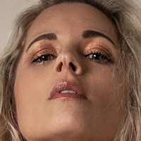 Sarah Burdy Nackt